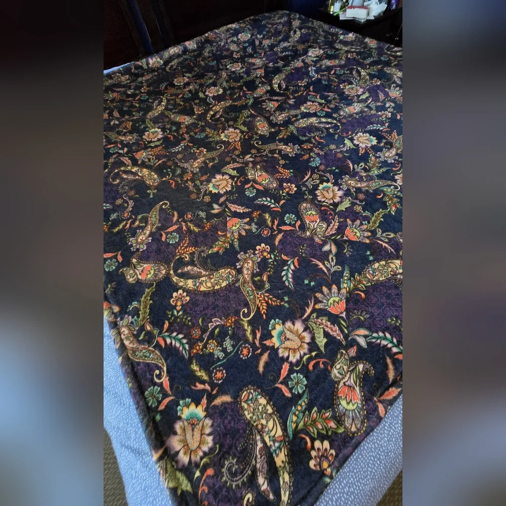 Johnny Was Lauren Canyon Cozy Sherpa Blanket Reversible Darnahta Peacock Flower
